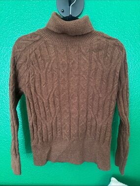 Women's Brown Turtleneck Sweater Size M
